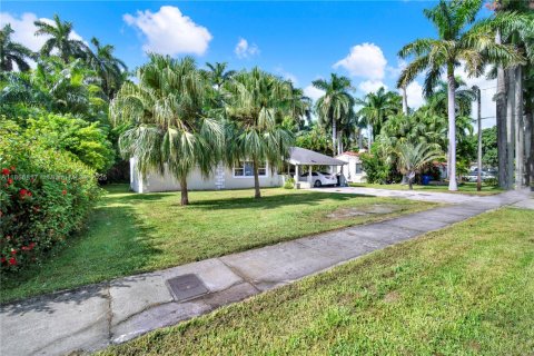 Casa en venta en Miami, Florida, 2 dormitorios, 144.46 m2 № 1928626 - foto 7