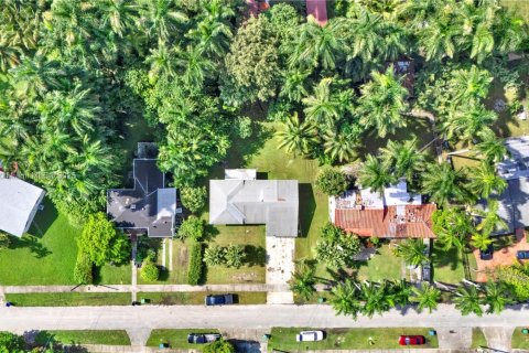 Casa en venta en Miami, Florida, 2 dormitorios, 144.46 m2 № 1928626 - foto 4
