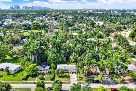 Casa en venta en Miami, Florida, 2 dormitorios, 144.46 m2 № 1928626 - foto 8