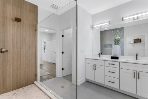 Купить виллу или дом в Тампа, Флорида 11 комнат, 169.08м2, № 2142056 - фото 28