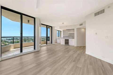 Condominio en venta en Longboat Key, Florida, 2 dormitorios, 195.09 m2 № 2208424 - foto 7