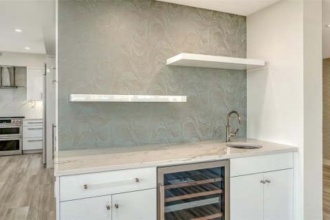 Condominio en venta en Longboat Key, Florida, 2 dormitorios, 195.09 m2 № 2208424 - foto 10