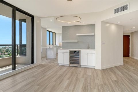 Condominio en venta en Longboat Key, Florida, 2 dormitorios, 195.09 m2 № 2208424 - foto 8