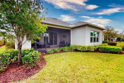 House in Port St. Lucie, Florida 3 bedrooms, 169.92 sq.m. № 2086947 - photo 29
