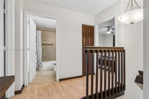 Снять в аренду виллу или дом в Мирамар, Флорида 3 спальни, 154.22м2, № 2049034 - фото 20