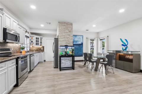 Снять в аренду виллу или дом в Мирамар, Флорида 3 спальни, 154.22м2, № 2049034 - фото 10