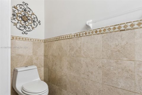 Снять в аренду виллу или дом в Мирамар, Флорида 3 спальни, 154.22м2, № 2049034 - фото 18