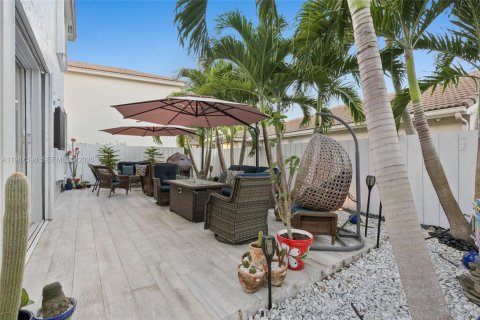 Снять в аренду виллу или дом в Мирамар, Флорида 3 спальни, 154.22м2, № 2049034 - фото 29