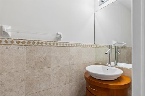 Снять в аренду виллу или дом в Мирамар, Флорида 3 спальни, 154.22м2, № 2049034 - фото 17