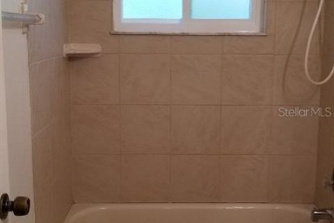 Villa ou maison à vendre à Oviedo, Floride: 3 chambres, 94.11 m2 № 1680223 - photo 15