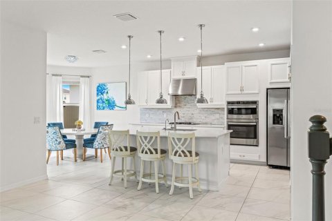 House in Palmetto, Florida 5 bedrooms, 320.33 sq.m. № 1757647 - photo 6