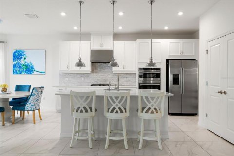 House in Palmetto, Florida 5 bedrooms, 320.33 sq.m. № 1757647 - photo 10