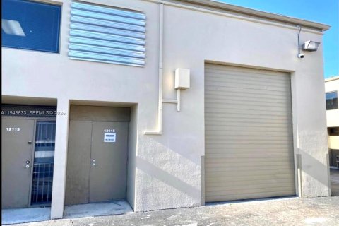 Immobilier commercial à Miami, Floride № 2060071