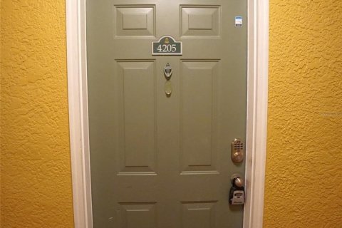 Condo in Tampa, Florida, 2 bedrooms  № 1917144 - photo 2