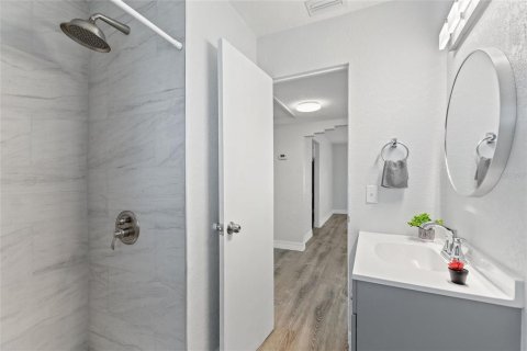 Casa en alquiler en Winter Haven, Florida, 3 dormitorios, 116.22 m2 № 1916582 - foto 21