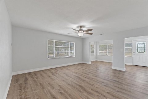 Casa en alquiler en Winter Haven, Florida, 3 dormitorios, 116.22 m2 № 1916582 - foto 13