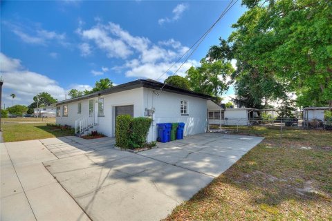 Casa en alquiler en Winter Haven, Florida, 3 dormitorios, 116.22 m2 № 1916582 - foto 5