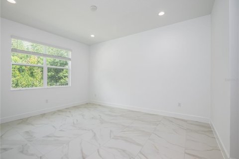 House in Wesley Chapel, Florida 2 bedrooms, 167.87 sq.m. № 1854589 - photo 19