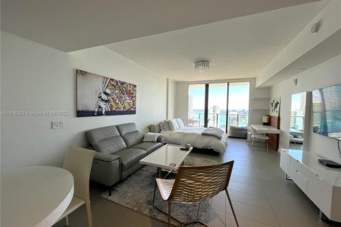 Condo in Miami, Florida  № 1775933 - photo 6