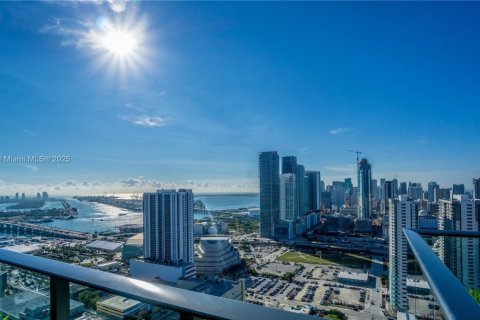 Condo in Miami, Florida  № 1775933 - photo 17
