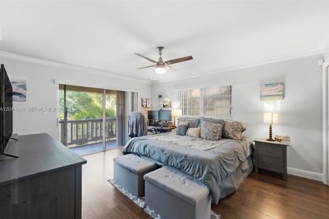 Adosado en venta en Miami, Florida, 3 dormitorios, 146.97 m2 № 2193677 - foto 10