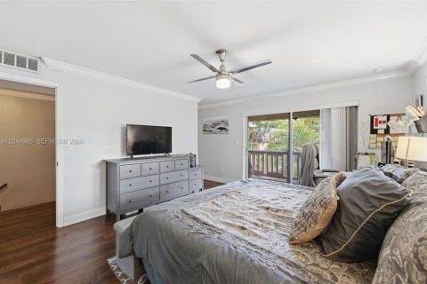 Adosado en venta en Miami, Florida, 3 dormitorios, 146.97 m2 № 2193677 - foto 9