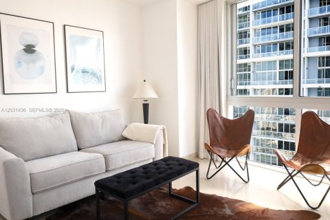 Condominio en alquiler en Miami, Florida, 2 dormitorios, 108.51 m2 № 2078241 - foto 6