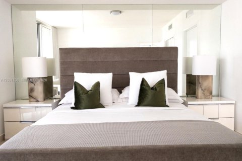 Condominio en alquiler en Miami, Florida, 2 dormitorios, 108.51 m2 № 2078241 - foto 10