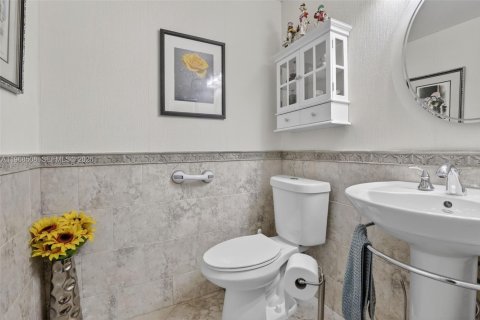 Townhouse in Plantation, Florida 3 bedrooms, 159.23 sq.m. № 2030132 - photo 18