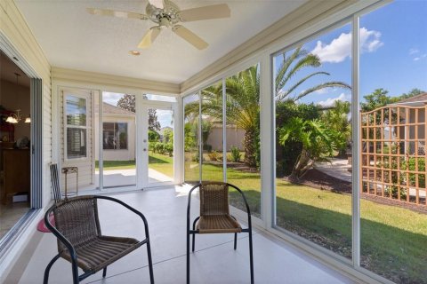 House in The Villages, Florida 3 bedrooms, 162.3 sq.m. № 2095144 - photo 12