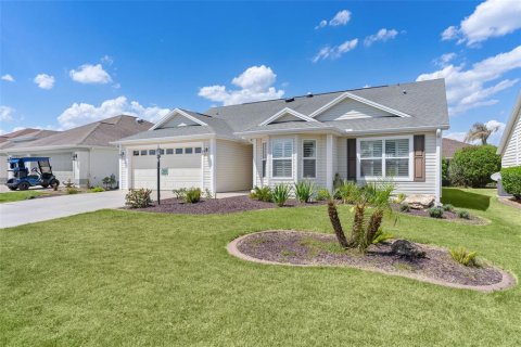 House in The Villages, Florida 3 bedrooms, 162.3 sq.m. № 2095144 - photo 16
