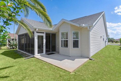 House in The Villages, Florida 3 bedrooms, 162.3 sq.m. № 2095144 - photo 10