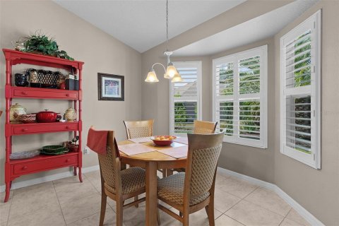 House in The Villages, Florida 3 bedrooms, 162.3 sq.m. № 2095144 - photo 25