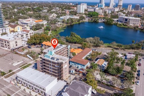Condominio en venta en Saint Petersburg, Florida, 1 dormitorio, 62.24 m2 № 1734992 - foto 30