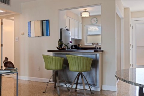 Condominio en venta en Saint Petersburg, Florida, 1 dormitorio, 62.24 m2 № 1734992 - foto 7