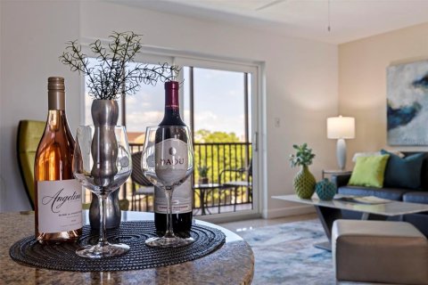 Condominio en venta en Saint Petersburg, Florida, 1 dormitorio, 62.24 m2 № 1734992 - foto 14