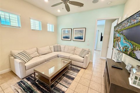 Casa en venta en Kissimmee, Florida, 4 dormitorios, 130.99 m2 № 1166416 - foto 2