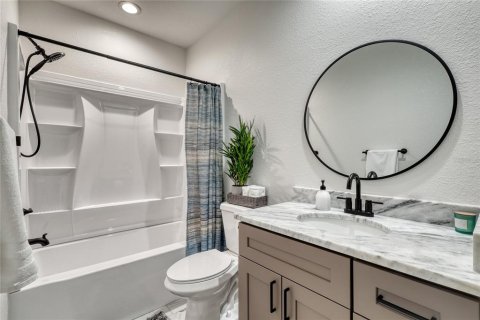 Купить коммерческую недвижимость в Энглвуд, Флорида 6 спален, 243.96м2, № 1871226 - фото 25