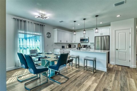 Купить коммерческую недвижимость в Энглвуд, Флорида 6 спален, 243.96м2, № 1871226 - фото 14