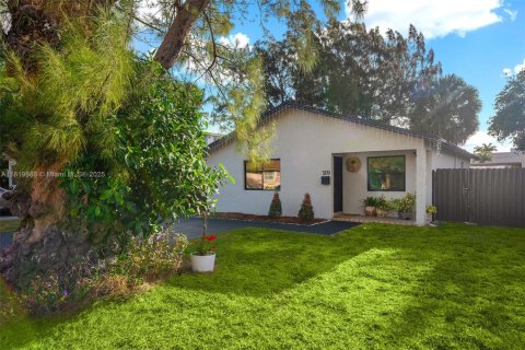 Terreno en venta en Hallandale Beach, Florida № 1935492 - foto 21