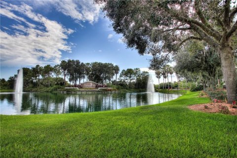 Condo in Sarasota, Florida, 2 bedrooms  № 213417 - photo 1
