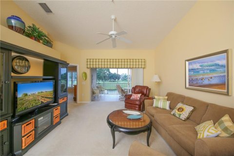 Condo in Sarasota, Florida, 2 bedrooms  № 213417 - photo 8