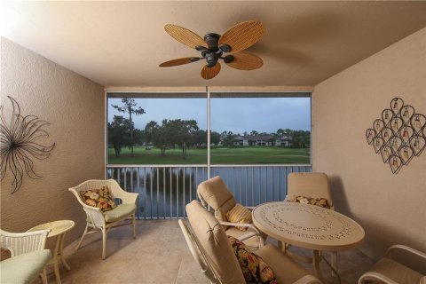 Condo in Sarasota, Florida, 2 bedrooms  № 213417 - photo 22