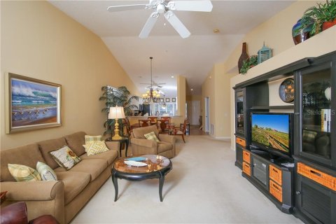Condo in Sarasota, Florida, 2 bedrooms  № 213417 - photo 10