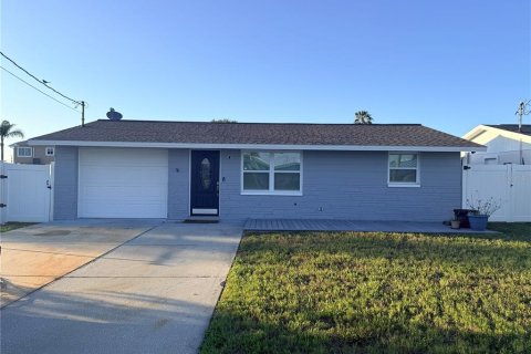 Casa en Hudson, Florida 2 dormitorios, 112.23 m2 № 2126847
