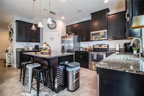 Townhouse in Orlando, Florida 3 bedrooms, 125.05 sq.m. № 2380806 - photo 3