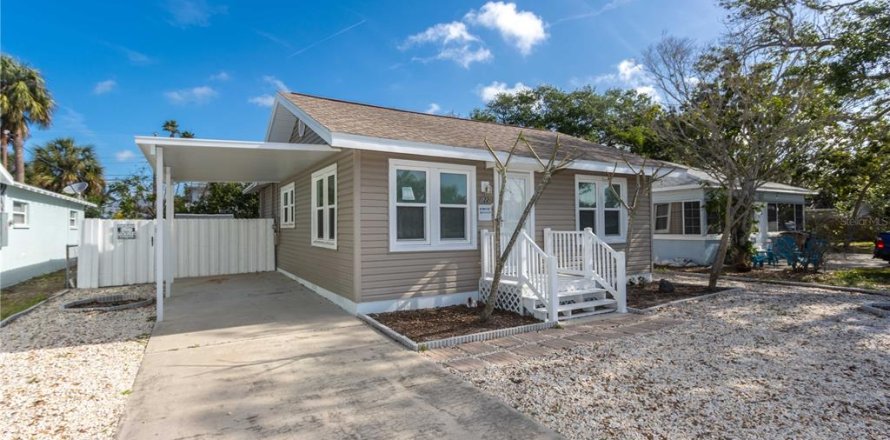 Casa en Indian Rocks Beach, Florida 2 dormitorios, 86.96 m2 № 1643086
