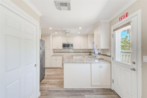Casa en venta en Indian Rocks Beach, Florida, 2 dormitorios, 86.96 m2 № 1643086 - foto 30