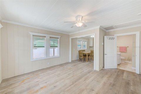 Casa en venta en Indian Rocks Beach, Florida, 2 dormitorios, 86.96 m2 № 1643086 - foto 26