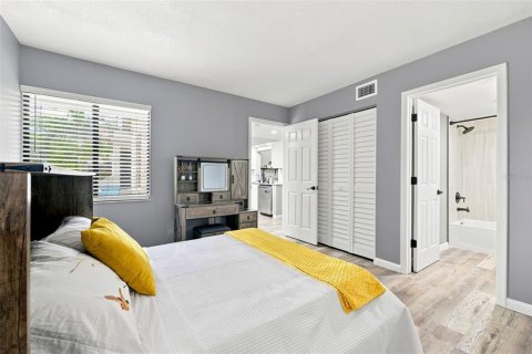 Condominio en venta en Tarpon Springs, Florida, 2 dormitorios, 98.94 m2 № 2347701 - foto 21